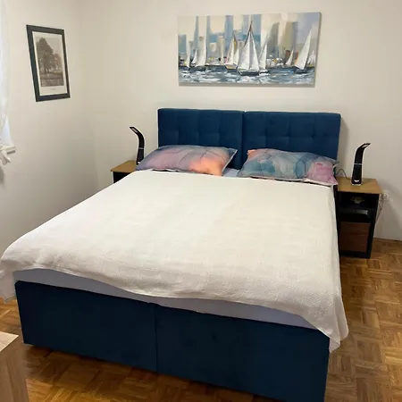 Apartmani Selce *